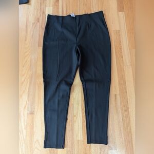 Like new Laura Scott stretchy pants